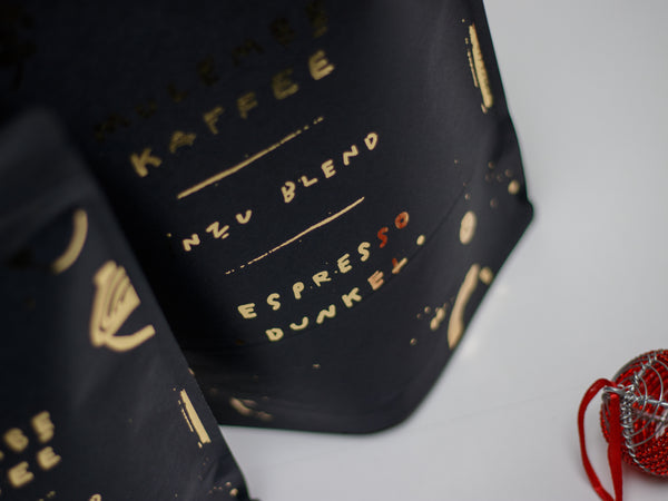 Inzu Blend Espresso Dunkel Weihnachtsedition